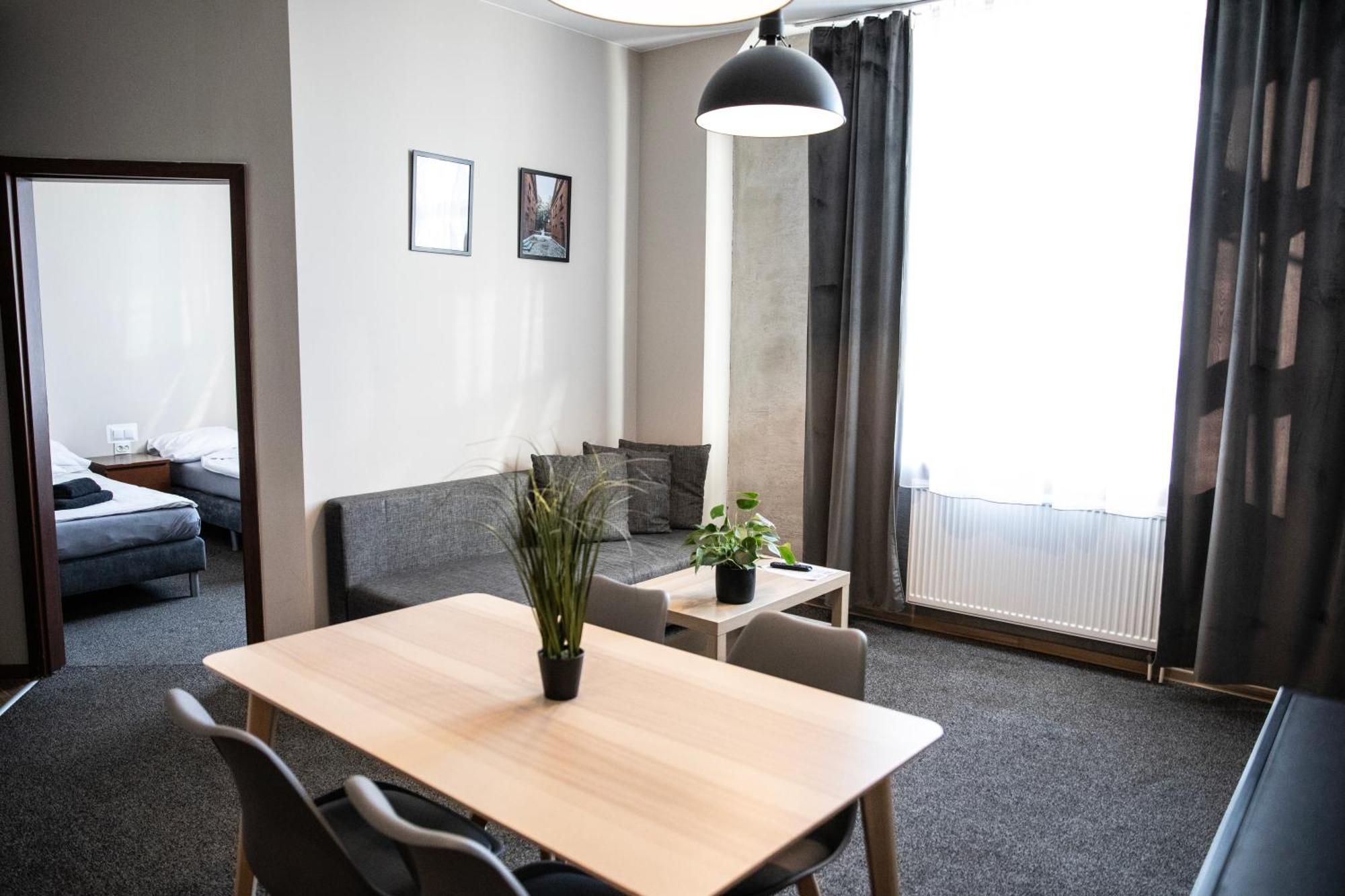 New Adler Bed & Breakfast Lodž Exteriér fotografie